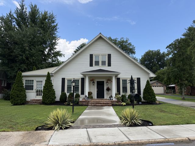 105 Ross Ave, Mcminnville, TN 37110
