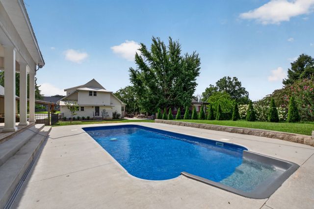 105 Ross Ave, Mcminnville, TN 37110