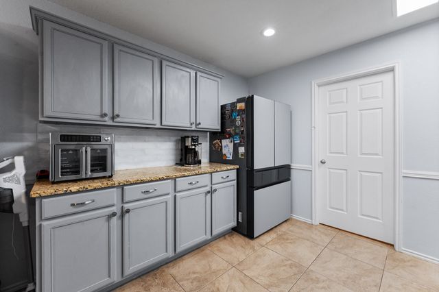 1208 Scarlet Sage Parkway, Burleson, TX 76028