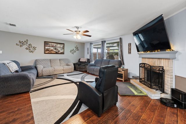 1208 Scarlet Sage Parkway, Burleson, TX 76028