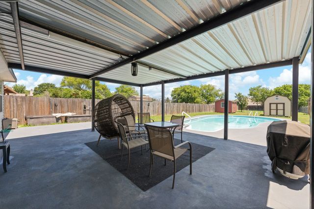 1208 Scarlet Sage Parkway, Burleson, TX 76028