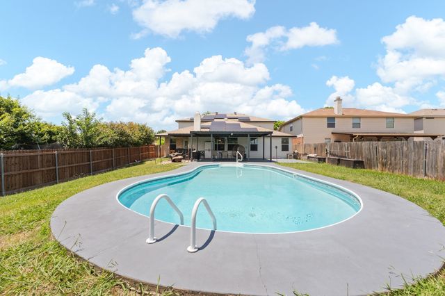 1208 Scarlet Sage Parkway, Burleson, TX 76028