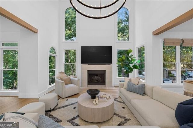 110 Valley Summit Court, Roswell, GA 30075