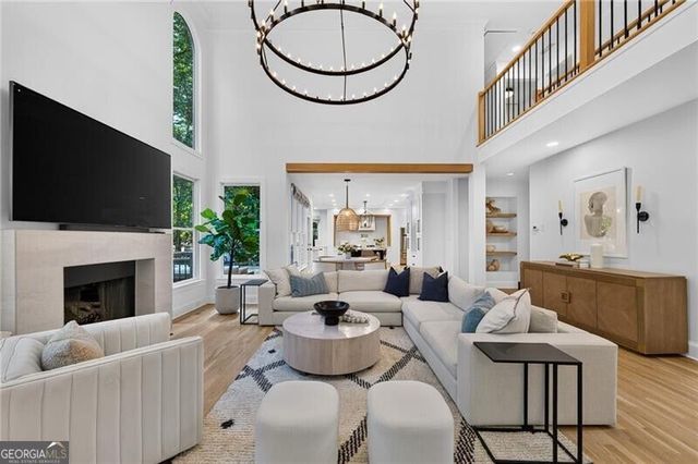 110 Valley Summit Court, Roswell, GA 30075
