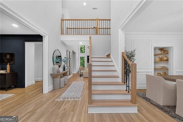 110 Valley Summit Court, Roswell, GA 30075