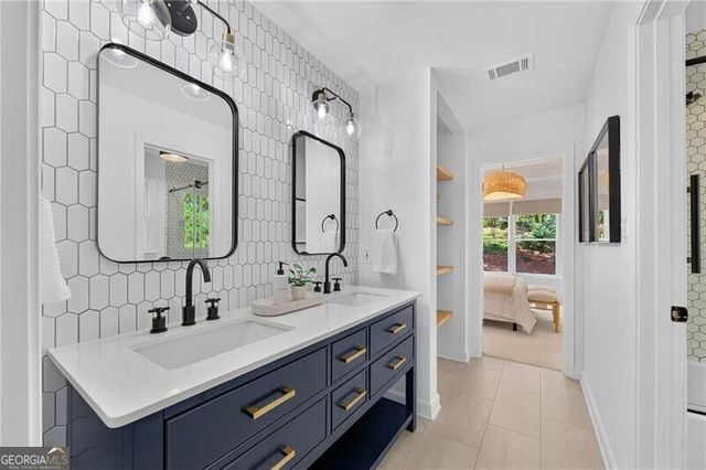110 Valley Summit Court, Roswell, GA 30075