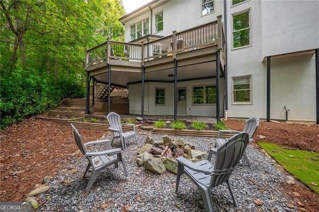110 Valley Summit Court, Roswell, GA 30075