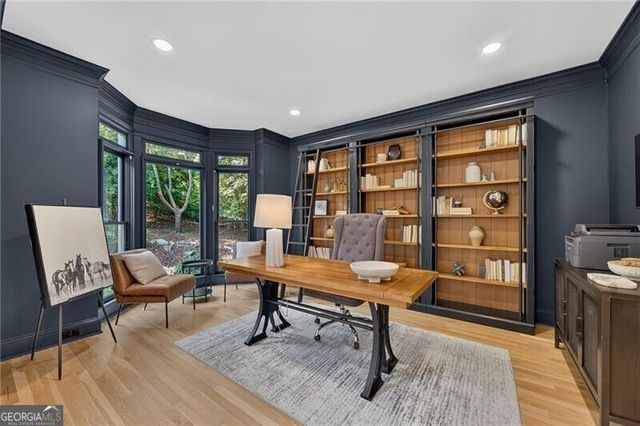 110 Valley Summit Court, Roswell, GA 30075