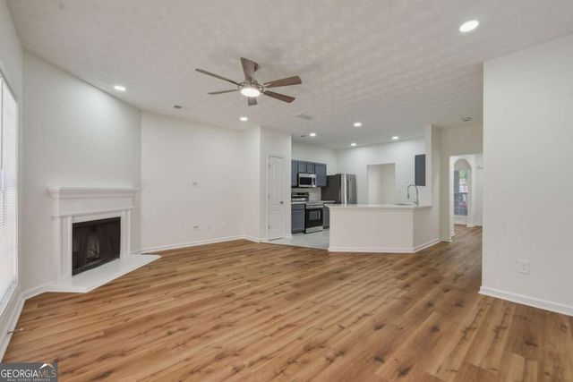 20 Pine Canyon Drive SW 13, Atlanta, GA 30331