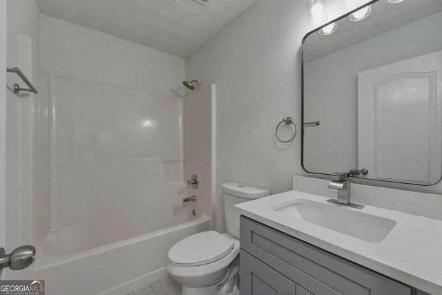 20 Pine Canyon Drive SW 13, Atlanta, GA 30331