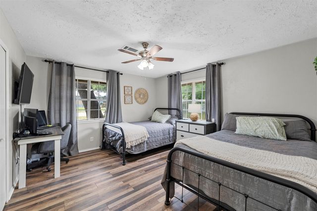 102 Creek Drive, Whitney, TX 76692