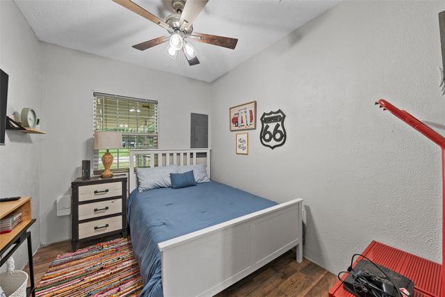 102 Creek Drive, Whitney, TX 76692