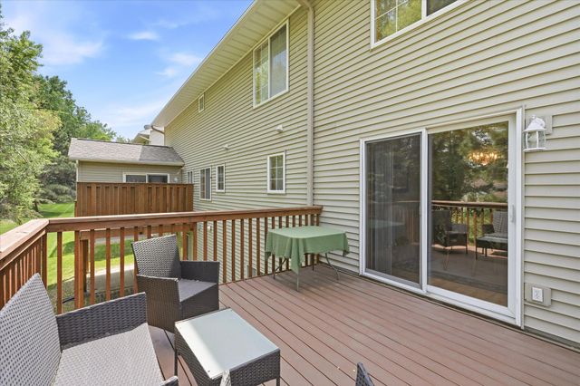 6079 Courtly Alcove B, Woodbury, MN 55125