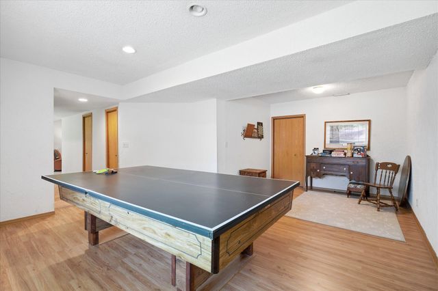 6079 Courtly Alcove B, Woodbury, MN 55125
