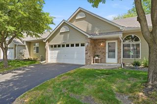 6079 Courtly Alcove B, Woodbury, MN 55125