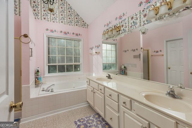 108 Hillbrooke Court, Macon, GA 31210