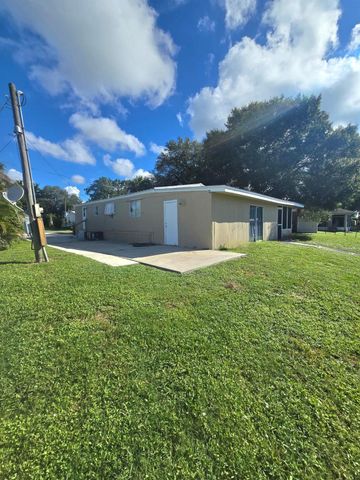 2612 SE 29th Street, Okeechobee, FL 34974
