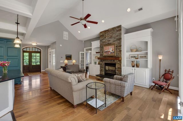 65 BLUE RIDGE TER, Zion Crossroads, VA 22942