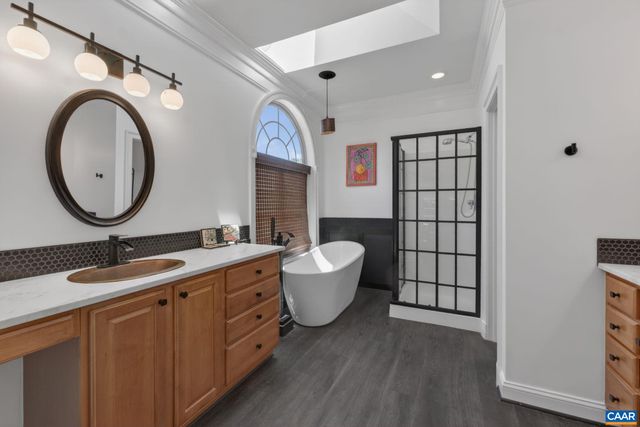 65 BLUE RIDGE TER, Zion Crossroads, VA 22942
