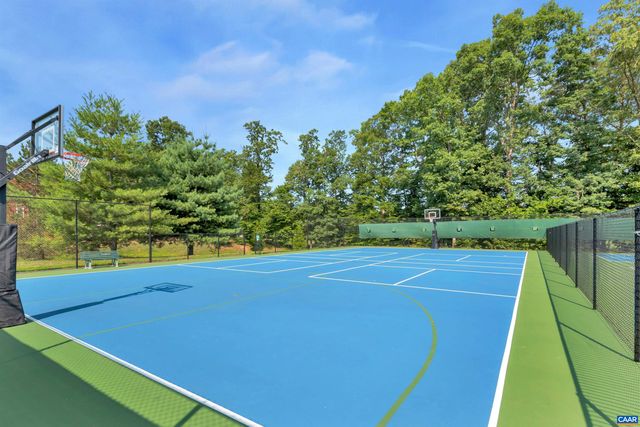 65 BLUE RIDGE TER, Zion Crossroads, VA 22942