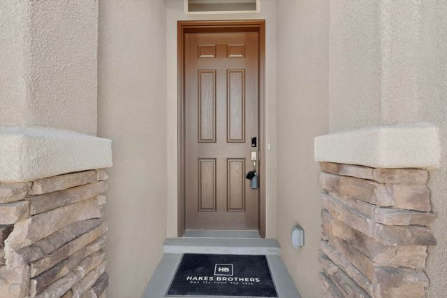 2304 Melon Ridge Loop NE, Rio Rancho, NM 87144