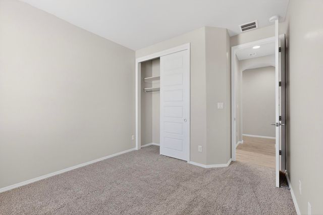 2304 Melon Ridge Loop NE, Rio Rancho, NM 87144