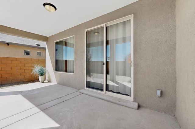 2304 Melon Ridge Loop NE, Rio Rancho, NM 87144