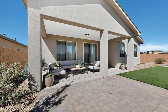 2304 Melon Ridge Loop NE, Rio Rancho, NM 87144