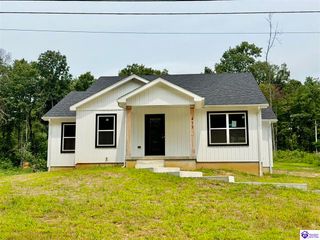 412 Woods Rd, Elizabethtown, KY 42701