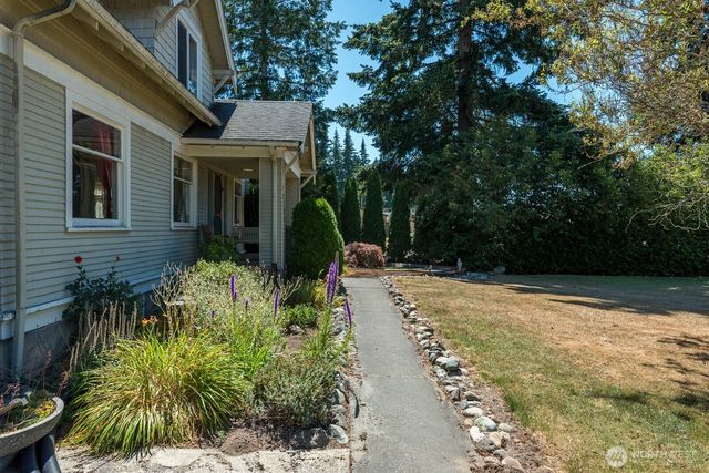 13701 51st Avenue NE, Marysville, WA 98271