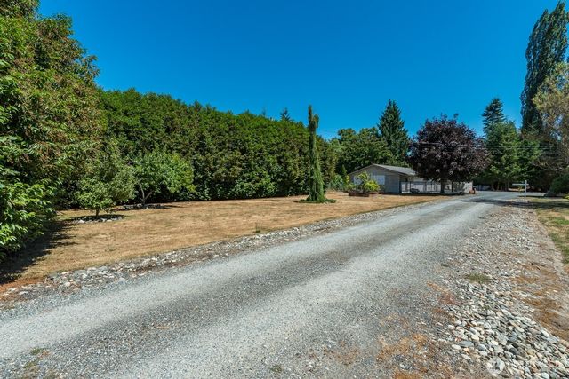 13701 51st Avenue NE, Marysville, WA 98271