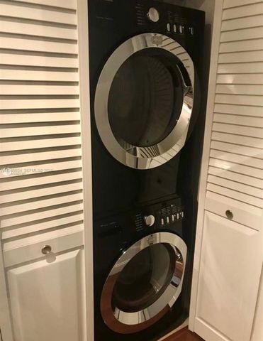 7 NW 116th St, Miami, FL 33168