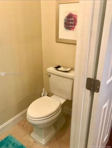 7 NW 116th St, Miami, FL 33168