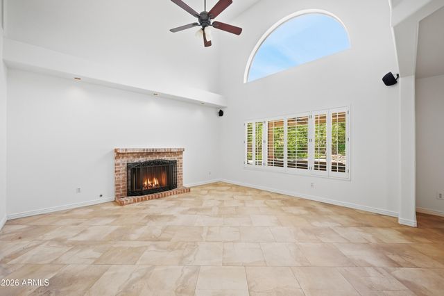 1054 E Golden Court, Chandler, AZ 85225
