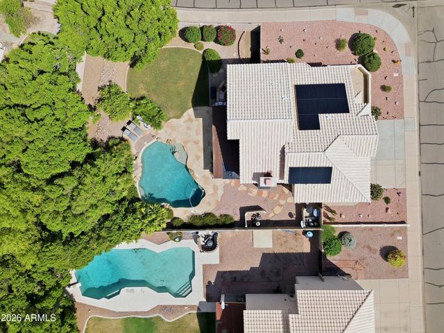 1054 E Golden Court, Chandler, AZ 85225