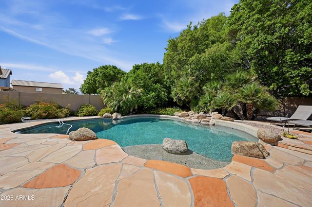 1054 E Golden Court, Chandler, AZ 85225