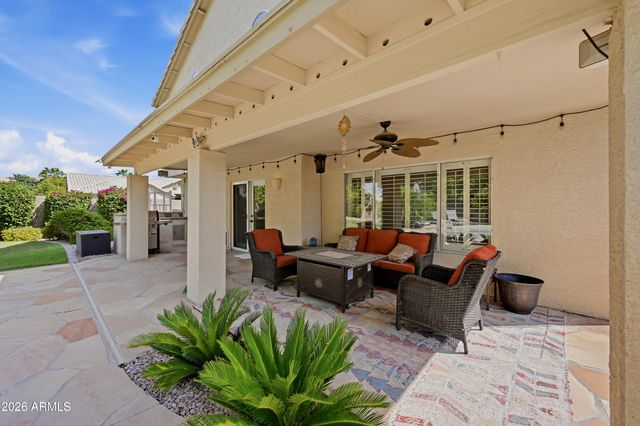 1054 E Golden Court, Chandler, AZ 85225