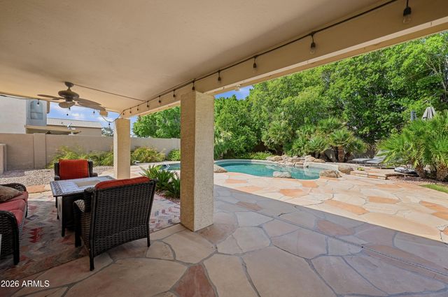 1054 E Golden Court, Chandler, AZ 85225