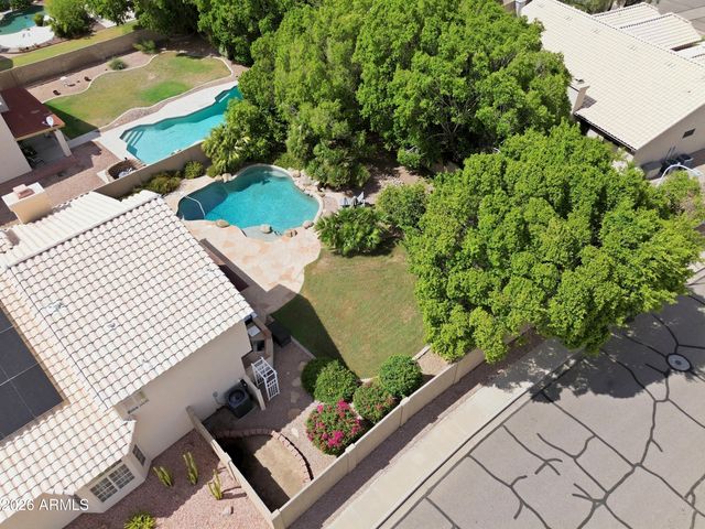 1054 E Golden Court, Chandler, AZ 85225