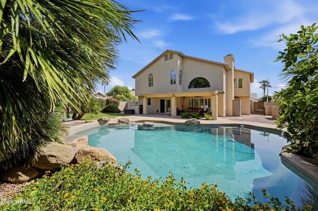 1054 E Golden Court, Chandler, AZ 85225