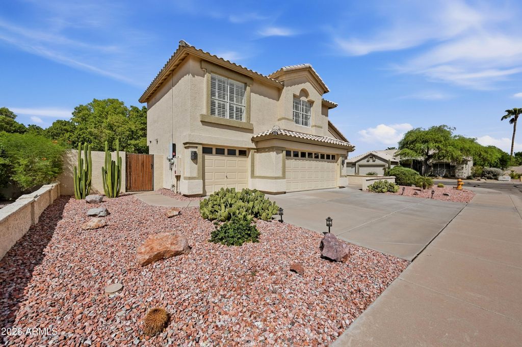 1054 E Golden Court, Chandler, AZ 85225 — photo 2