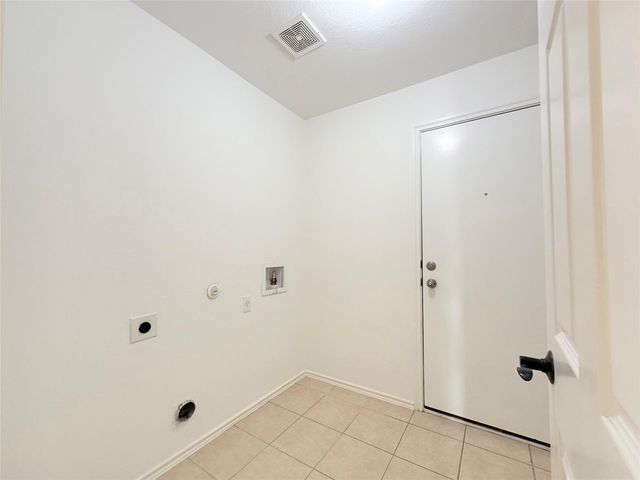 105 Carol Ave, Leander, TX 78641