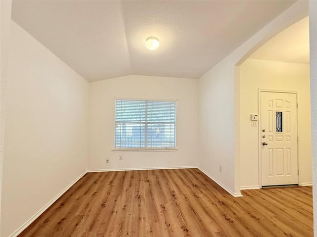 105 Carol Ave, Leander, TX 78641