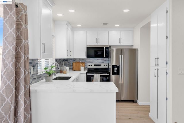 3667 Carrigan Cmn, Livermore, CA 94550