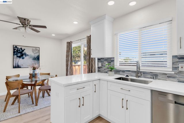 3667 Carrigan Cmn, Livermore, CA 94550