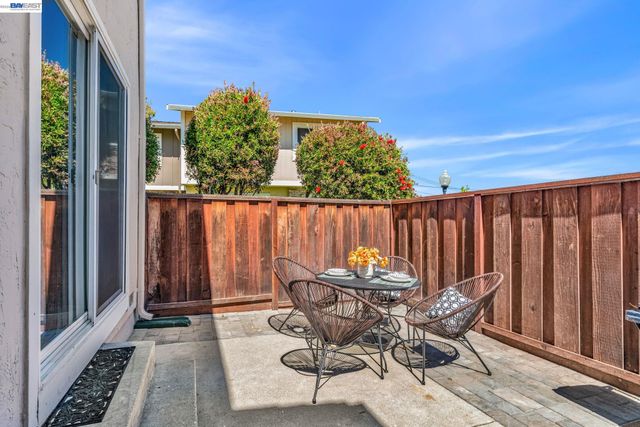 3667 Carrigan Cmn, Livermore, CA 94550