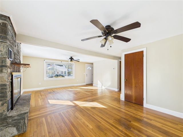 20 MacArthur Drive, Smithfield, RI 02917