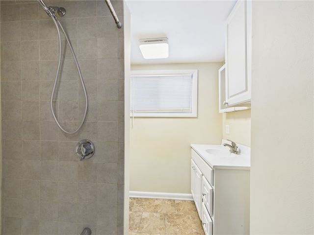 20 MacArthur Drive, Smithfield, RI 02917