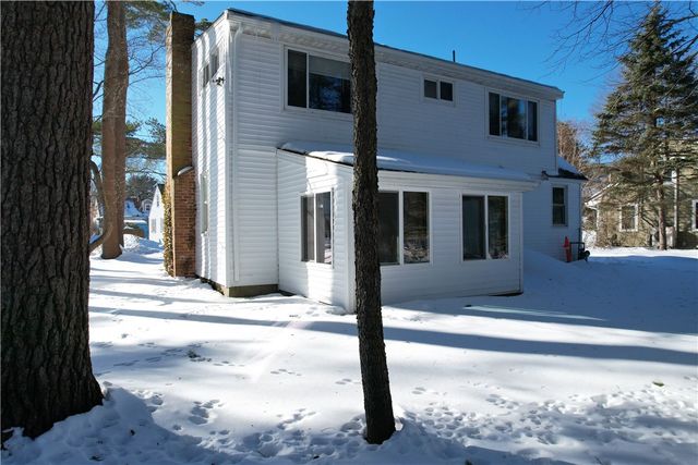 20 MacArthur Drive, Smithfield, RI 02917