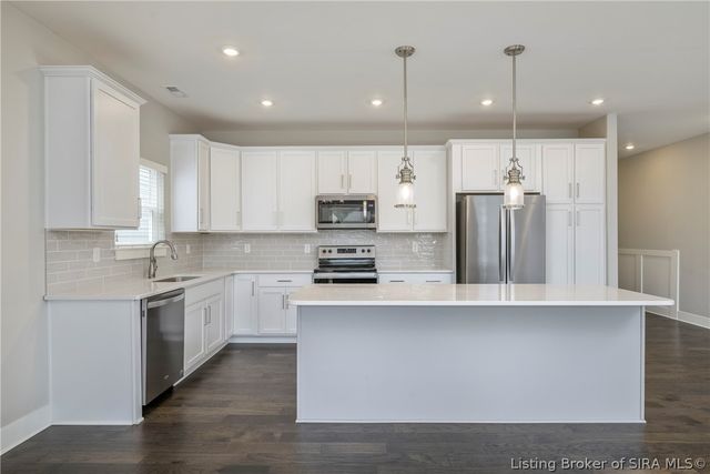 3910 Windsor Creek Drive, New Albany, IN 47150